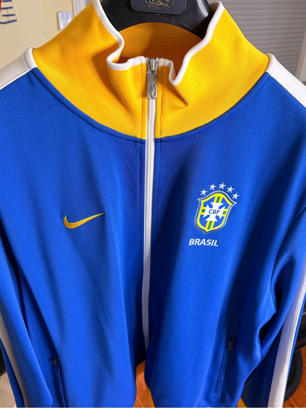 GORGEOUS BRASIL TEAM TRAINING ZIPPERED TOP, 2XL!!!